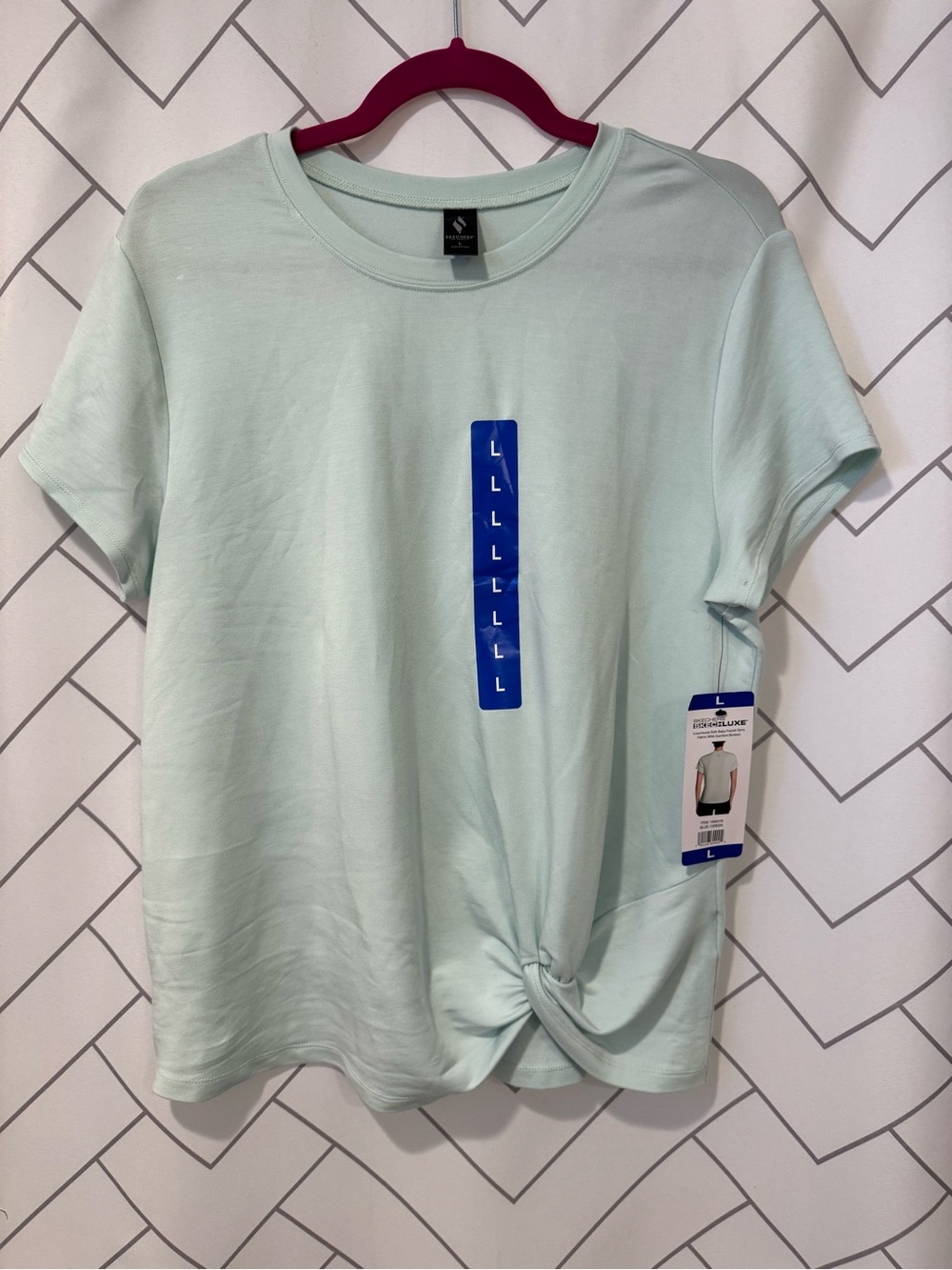 Skechers Mint Green Short Sleeve Tee with Knotted Detail NWT